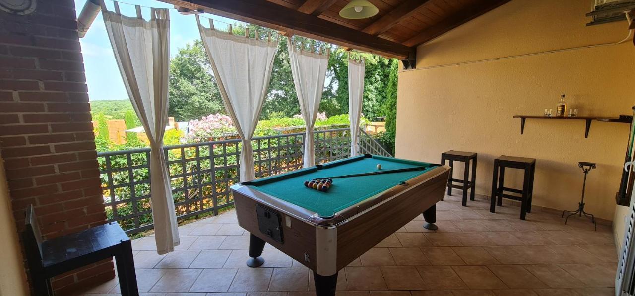 Sunny Garden Villa With Pool Loborika Extérieur photo