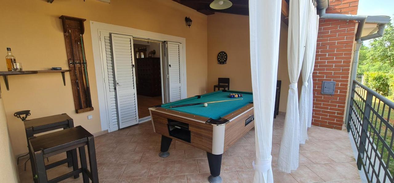 Sunny Garden Villa With Pool Loborika Extérieur photo