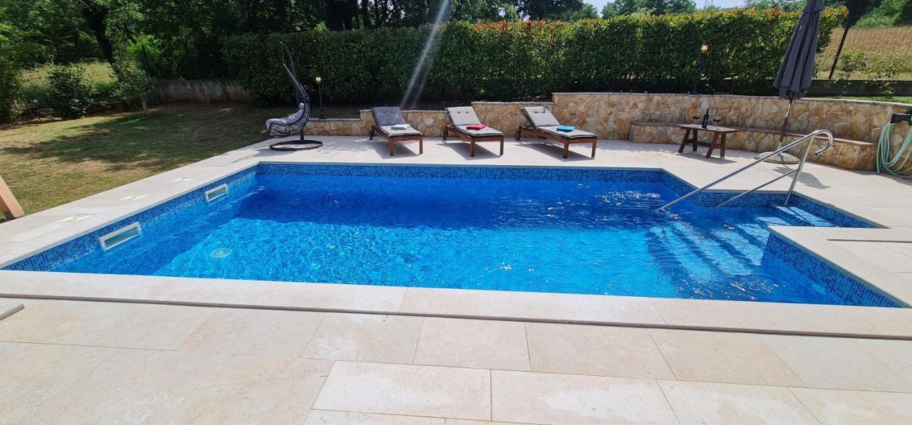 Sunny Garden Villa With Pool Loborika Extérieur photo