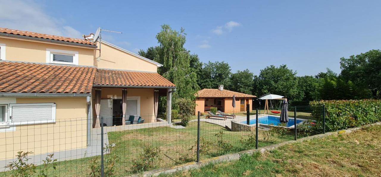 Sunny Garden Villa With Pool Loborika Extérieur photo